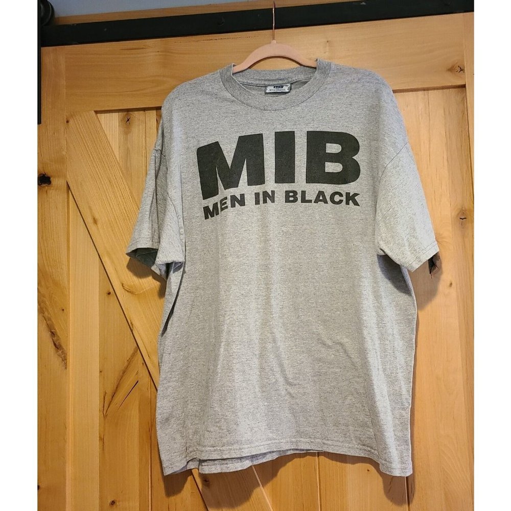 Vintage Men's XL MIB Mission International in Brewer. Men in Black T Shirt. Lee